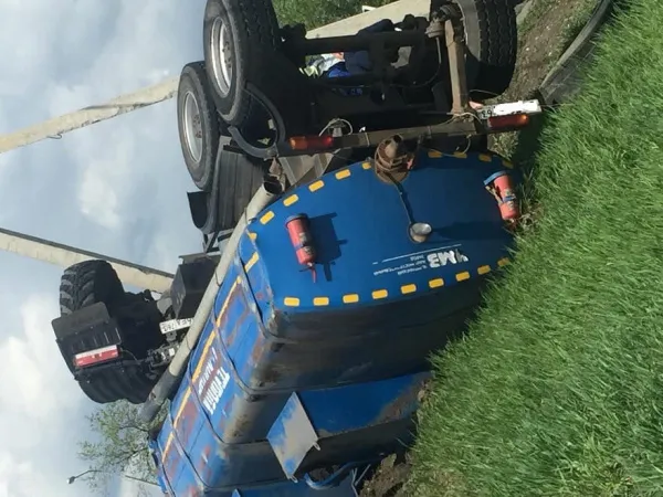 В Самарской области на трассе М5 погиб водитель КамАЗа