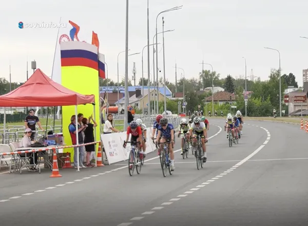 В Самаре прошли всероссийские соревнования по велоспорту памяти Владимира Петрова