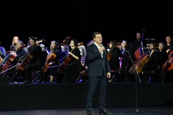 "Крымская весна - это возрождение": Дмитрий Азаров обратился к гостям митинга-концерта в Самаре