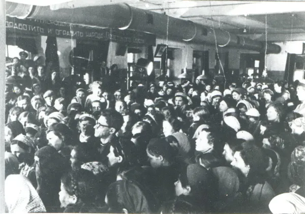 Приближая Победу. Танк от школьников и успехи заводов: хроника жизни Куйбышева в апреле 1942-го и 1945-го