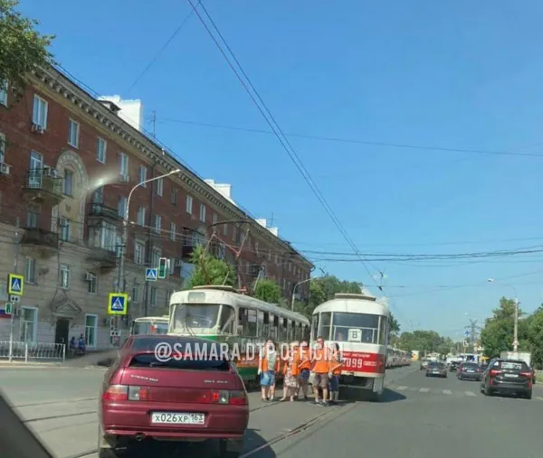 В Самаре за сутки произошло три ДТП с трамваями