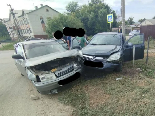 В Шигонах 24 августа при столкновении двух легковушек пострадал человек