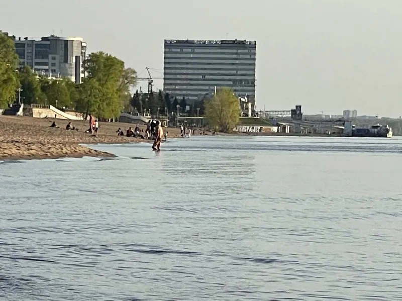 В Самаре местные жители открыли купальный сезон