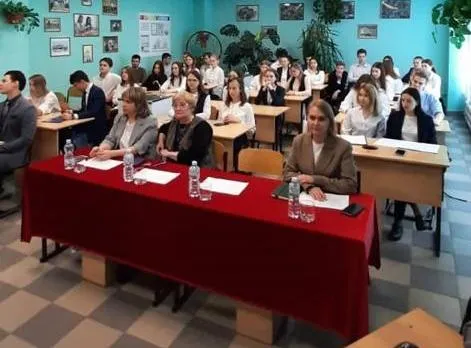 Тольяттиазот помог организовать научно-практическую конференции по химии и экологии среди школьников