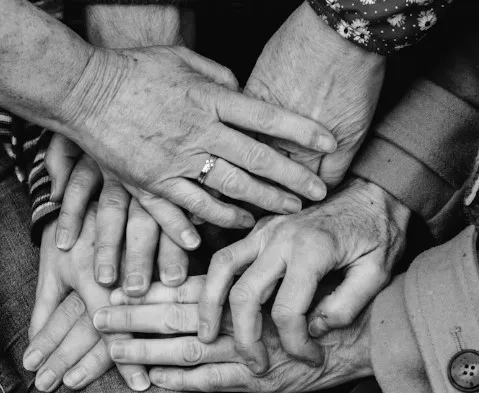 Жигулевские педагоги организуют досуг для пожилых людей