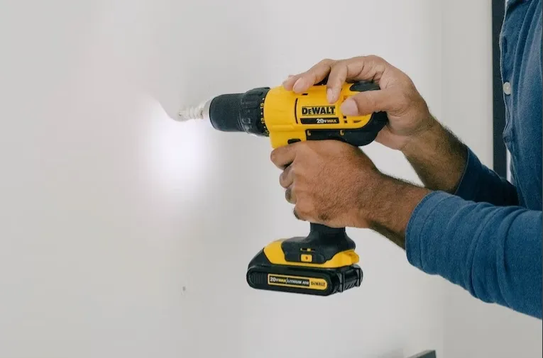 Роспотребнадзор рассказал, куда жаловаться на шум в квартире