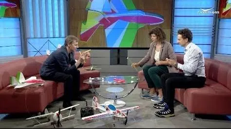 Факты о бумажных самолетах. Утро Губернии