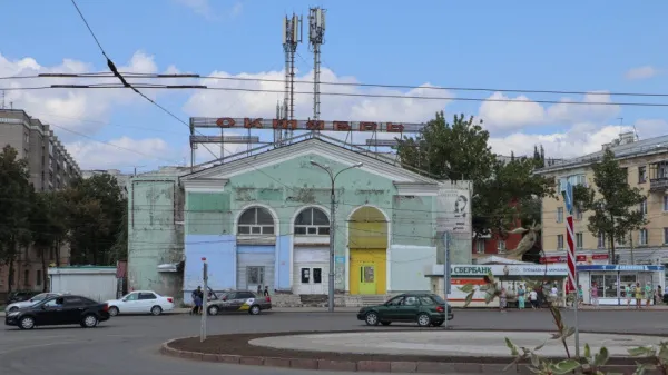 В «Октябре» на Металлурге откроют новый торгово-развлекательный центр