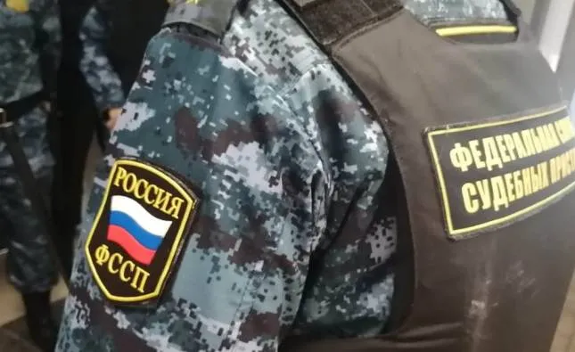 Жителя Тольятти наказали рублем за непристойное поведение в суде