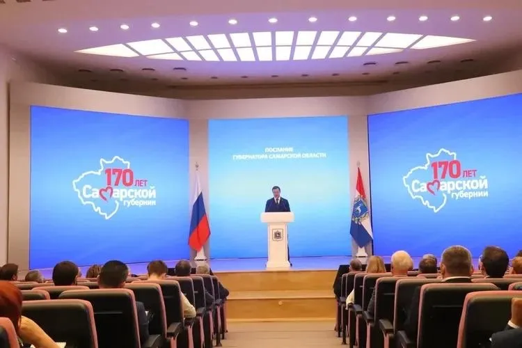 Дмитрий Азаров: мы справимся с последствиями пандемии и выведем Самарскую область в регионы-лидеры
