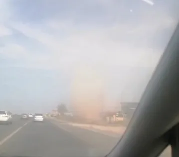 В Самарской области в августе 2021 года засняли на видео пылевой вихрь