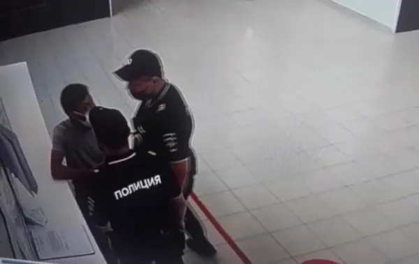 Появились подробности избиения мужчины полицейскими СУВДТ в Самаре