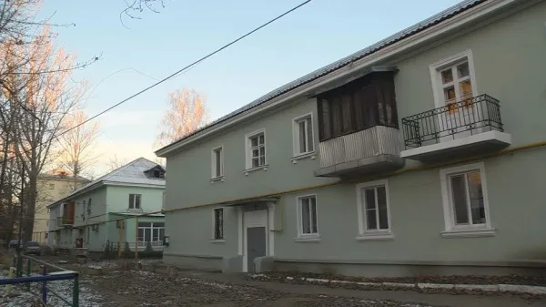 На Сухой Самарке отремонтировали дом и сквер 