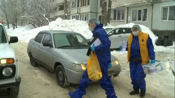 В Самаре добровольцы на личных авто помогают медикам добираться до пациентов