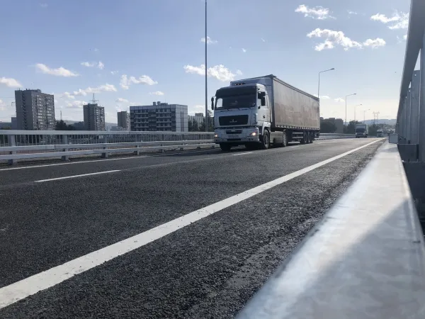 На транспортной развязке трассы М5 в Тольятти открыли рабочее движение по правой стороне