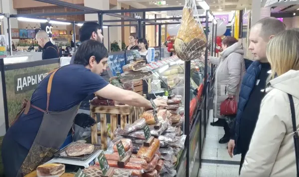 Деликатесы, специи, сыры: ярмарка От Абхазии до Камчатки открылась в Самаре