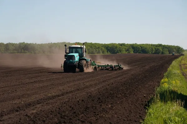 Молодых управленцев Самарской области приглашают к участию во Всероссийском конкурсе "Лидеры села - 2025"