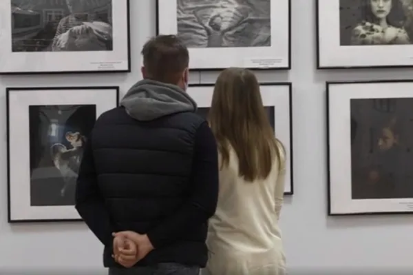 В галерее "Новое пространство" открылась фотовыставка по итогам конкурса "Самарский взгляд-2021"