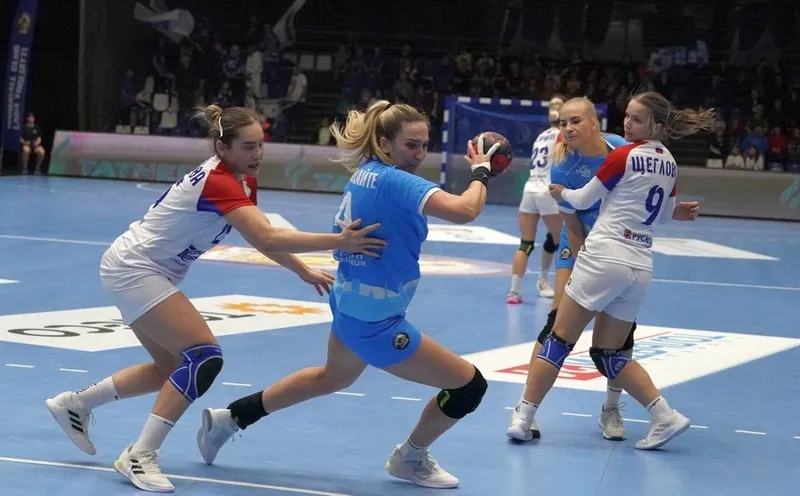 В "Финале четырех" гандбольная "Лада" встретится с подмосковной "Звездой" 