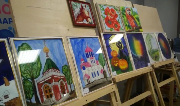 В центре поддержки и развития волонтерства открылась инклюзивная выставка