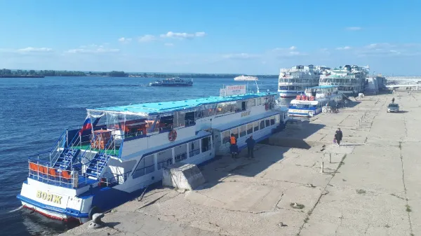 Изменился график движения теплоходов между Самарой и Винновкой