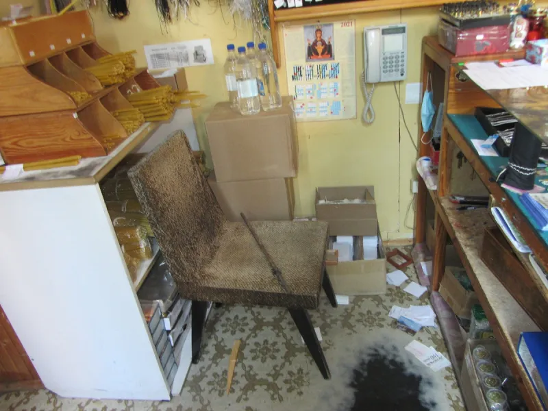 В Тольятти 22-летний парень обокрал церковную лавку