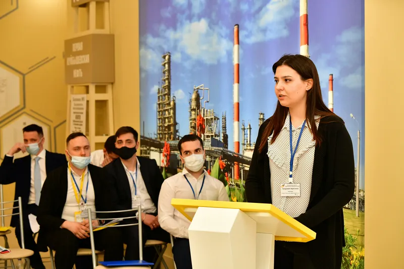 Идеи и открытия: участники региональной научно-технической конференции Сызранского НПЗ представили 60 инновационных проектов