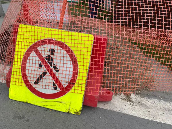 В Самаре 6 августа 2022 года на перекрытой улице Полевой начались земляные работы