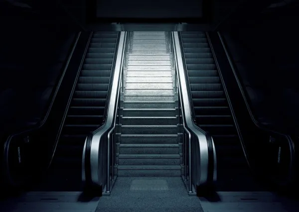 По вечерам в метро Самары отключают эскалаторы