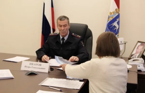 Начальник областного главка МВД провел прием граждан в Приемной Президента РФ