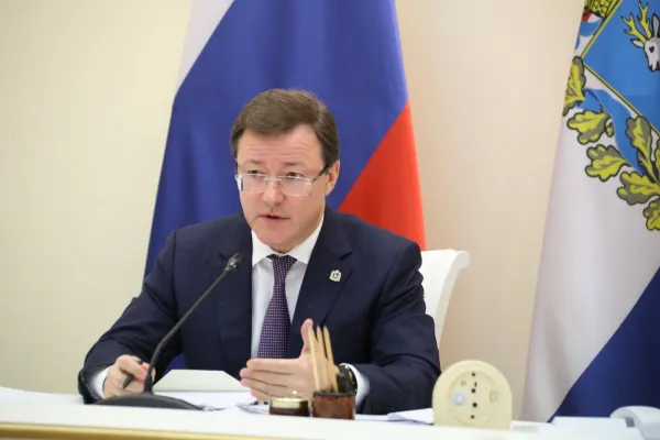 Дмитрий Азаров отметил работу по информированию граждан в период пандемии в Тольятти 