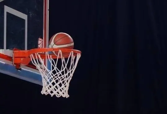 Самарские баскетболисты с победы начали выступление на Кубке России