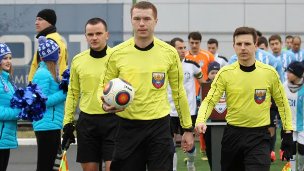 "СКА-Хабаровск" - "Крылья Советов": за сутки до матча РФС заменил судью поединка