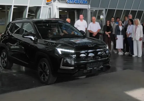 Ветераны спецоперации получили ключи от новых автомобилей