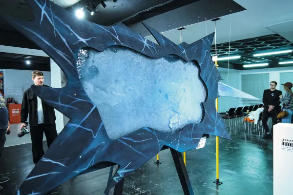 Растопить преграды: в Самаре открыли персональную выставку художника Александра Ильюшина