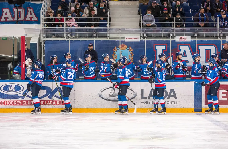 Хоккейную "Ладу" пополняют новые игроки 