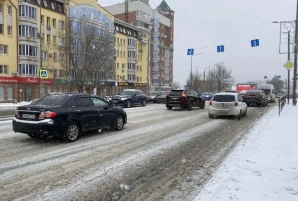 Мокрый снег, дождь и гололедица: в Самарской области объявили желтый уровень опасности