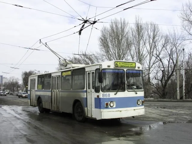 В Самаре движение по ул. Ленинградской закрыто из-за прорыва на водопроводе