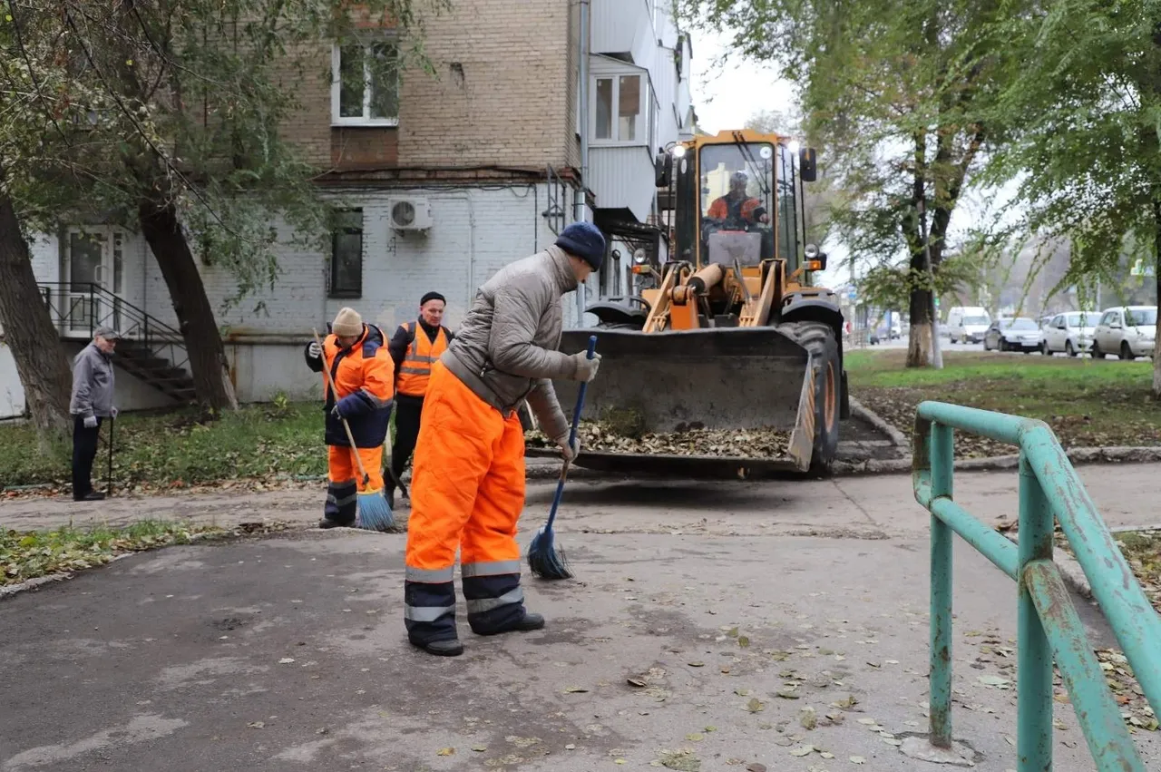 В Самаре общественники проверили состояние обновленной улицы Гагарина |  СОВА - главные новости Самары