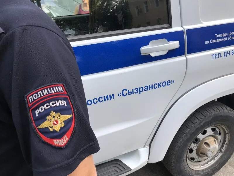 В Сызрани женщина украла у пьяной подруги телефон и сдала в ломбард 