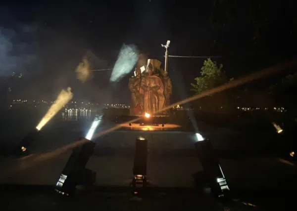 Сызрань присоединилась к патриотической акции "Лучи Победы"