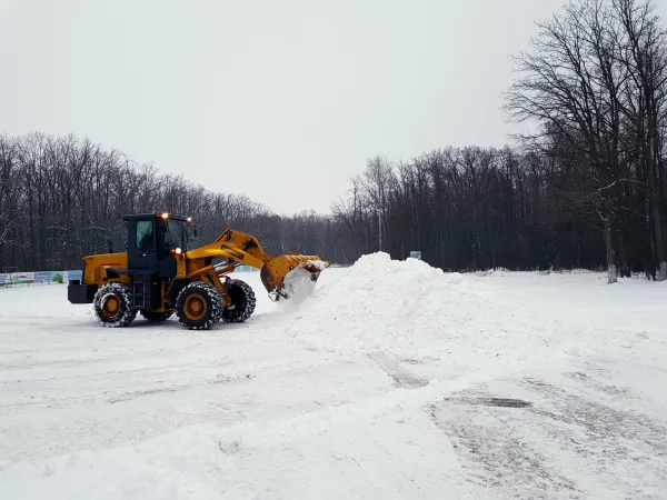 В Самаре начали готовить трассы для лыжников