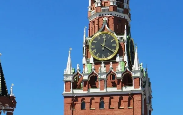 Владимир Путин проведет рабочую встречу с Дмитрием Азаровым