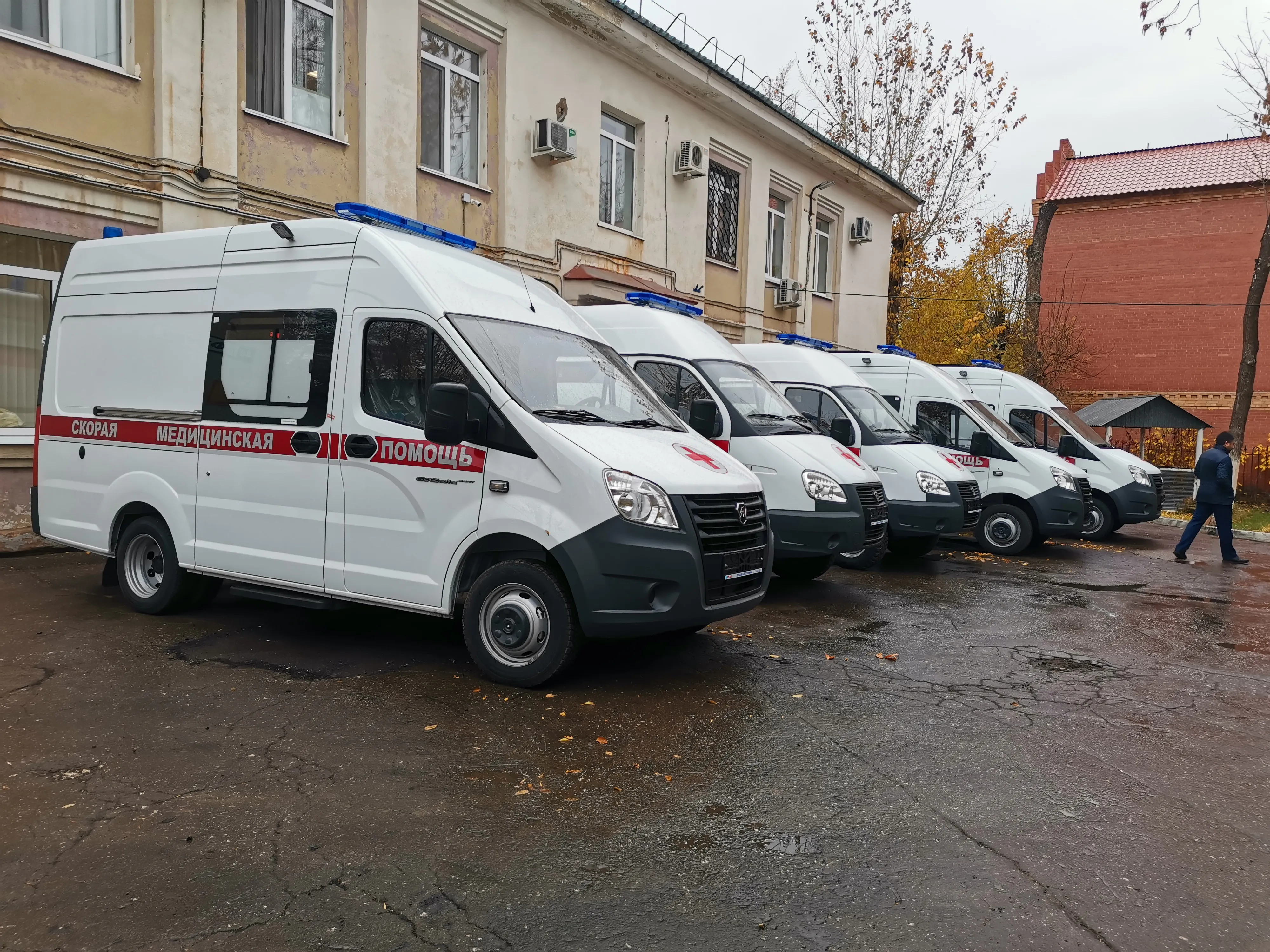 Новые автомобили скорой помощи выходят в рейс | СОВА - главные новости  Самары