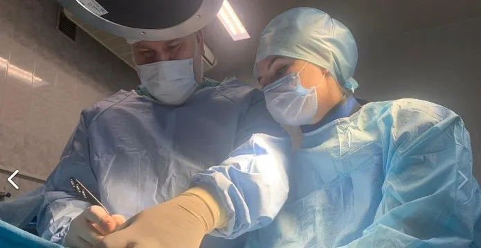 Самарские врачи прооперировали 3-летнего мальчика с патологической хрупкостью костей