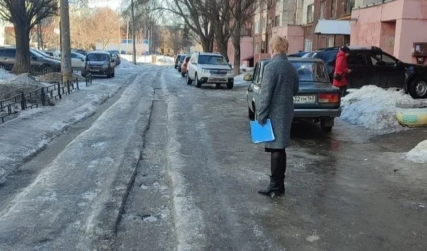 Куда обращаться: в Самаре работают комиссии по контролю за содержанием дворов