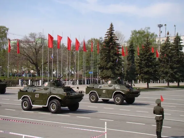 В Самаре перекроют 20 улиц из-за Парада Победы