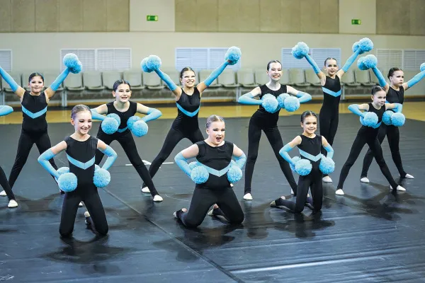 Растят мастеров: 1 300 спортсменов участвовали в областных соревнованиях по чир-спорту