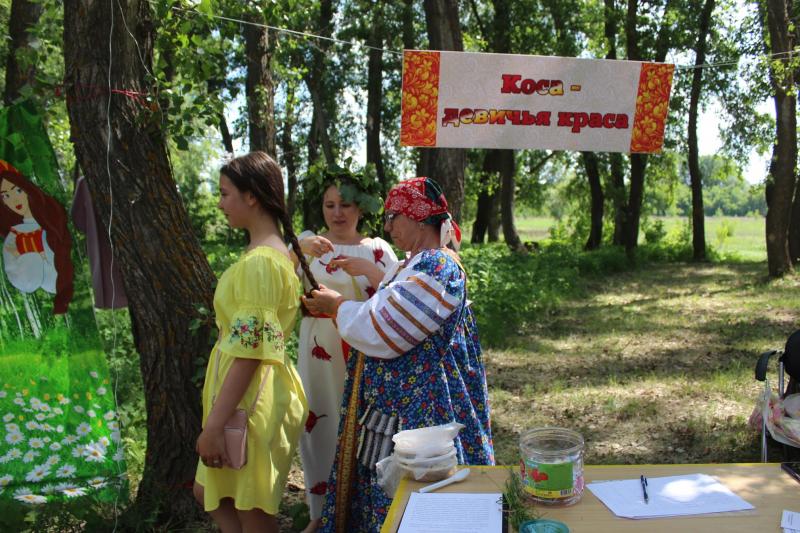 Праздник на околице: в Кинель­-Черкассах сохраняют традиции и укрепляют дружбу народов