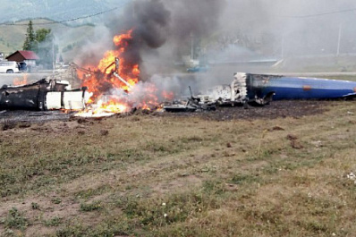 Частный вертолет Ми-8 с туристами на борту потерпел крушение при посадке